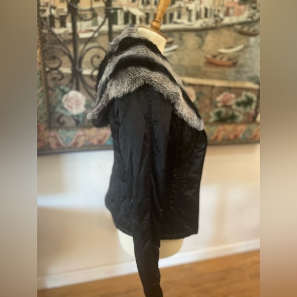 Cache Vintage Y2K women rabbit fur soft Moto jacket. Size 6 Excellent condition - Picture 7 of 8